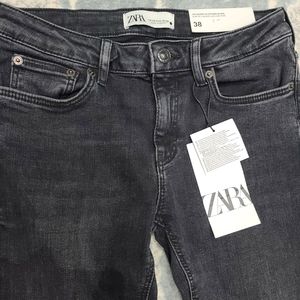 ZARA Premium Skinny Jeans in Uptown Black